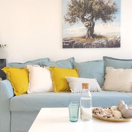Capri Sea View One Bedroom ลาร์นาคา ภายนอก รูปภาพ